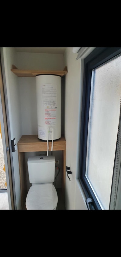 Pitch Private sanitary