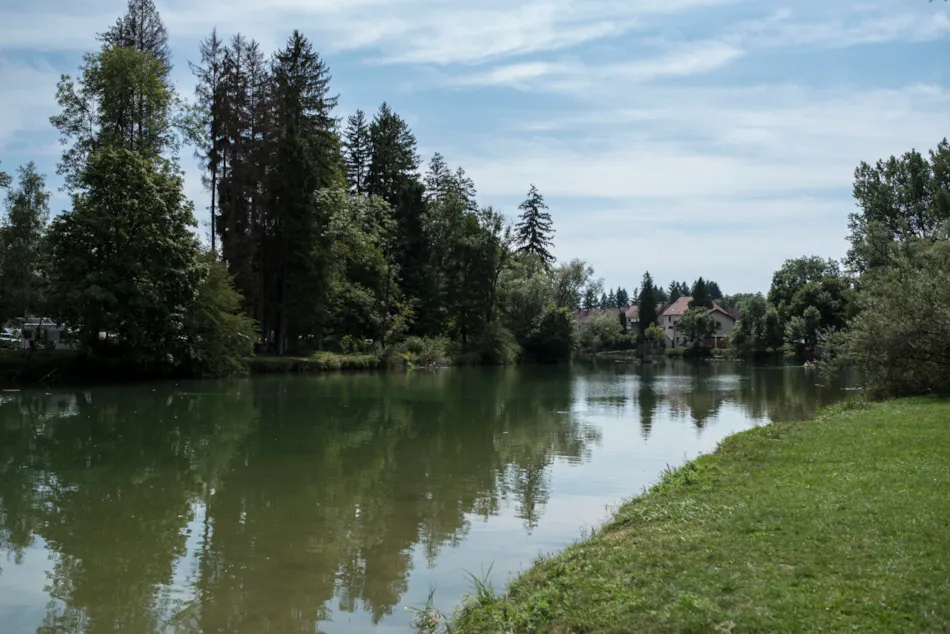 Camping Les Pêcheurs