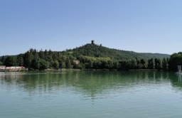 Camping du Lac de Fontclaire - image n°5 - Roulottes