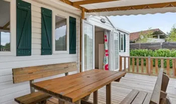 Mietunterkunft - Mobilheim  Classic - 31 M² - 3 Schlafzimmer - Erhöhte Terrasse - Camping Marvilla Parks - Les Gorges de Provence