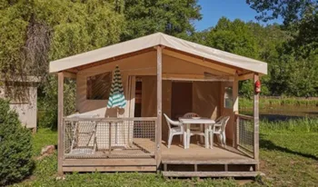Mietunterkunft - Lodge - 31 M² - 2 Schlafzimmer - Erhöhte Terrasse - Ohne Sanitäranlagen - Camping Marvilla Parks - Les Gorges de Provence