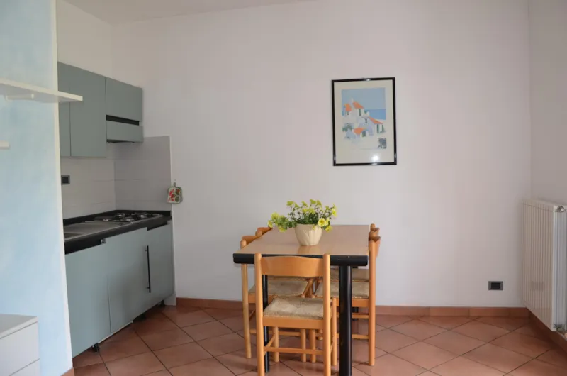 Residence (Deux Pièces)