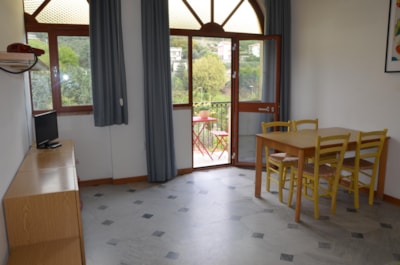 RESIDENCE (one room) — 4