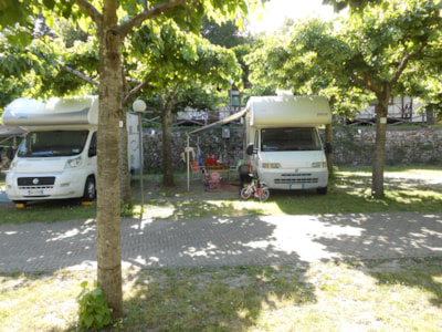Pitch: caravan max or camping-car m. 7,30 — 3