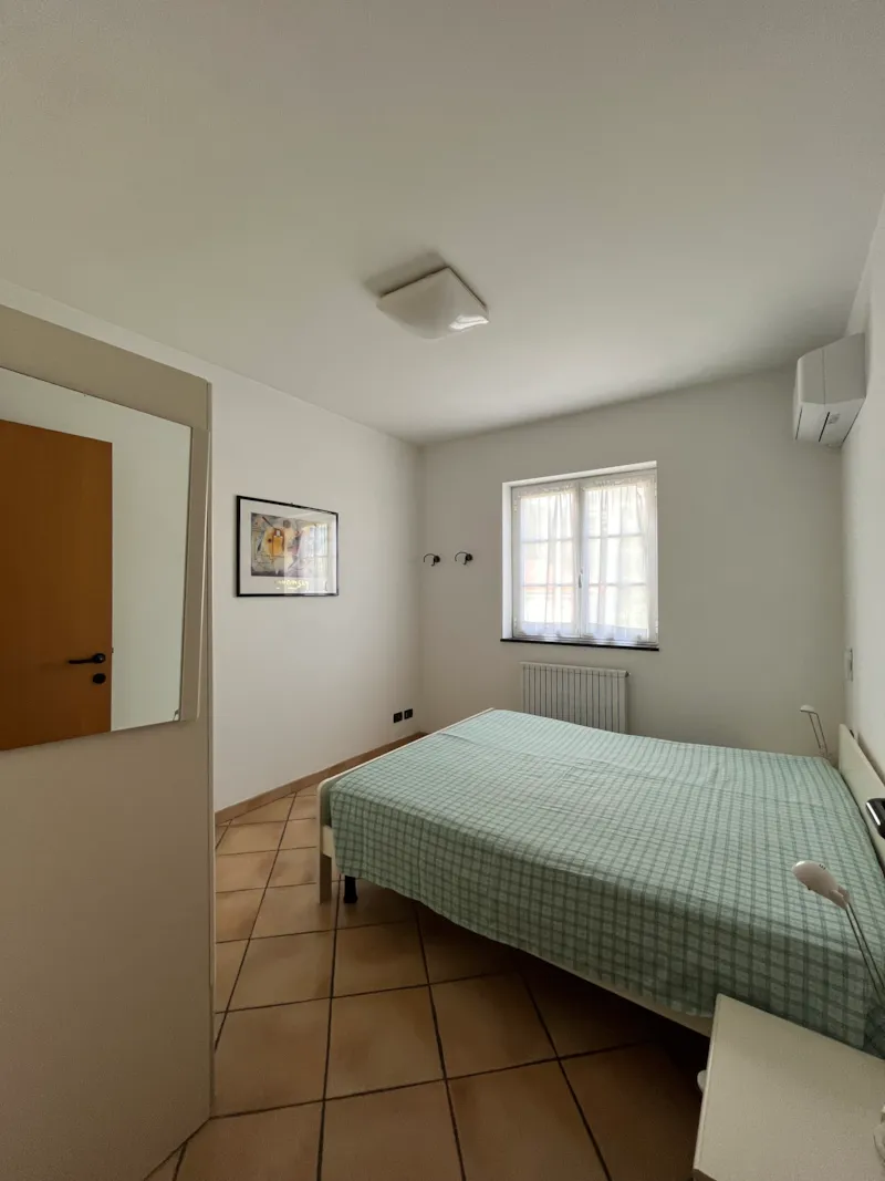 Residence (Deux Pièces)