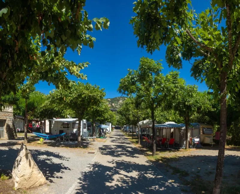 Emplacement : Caravane Max M. 7,30   Ou Camping-Car