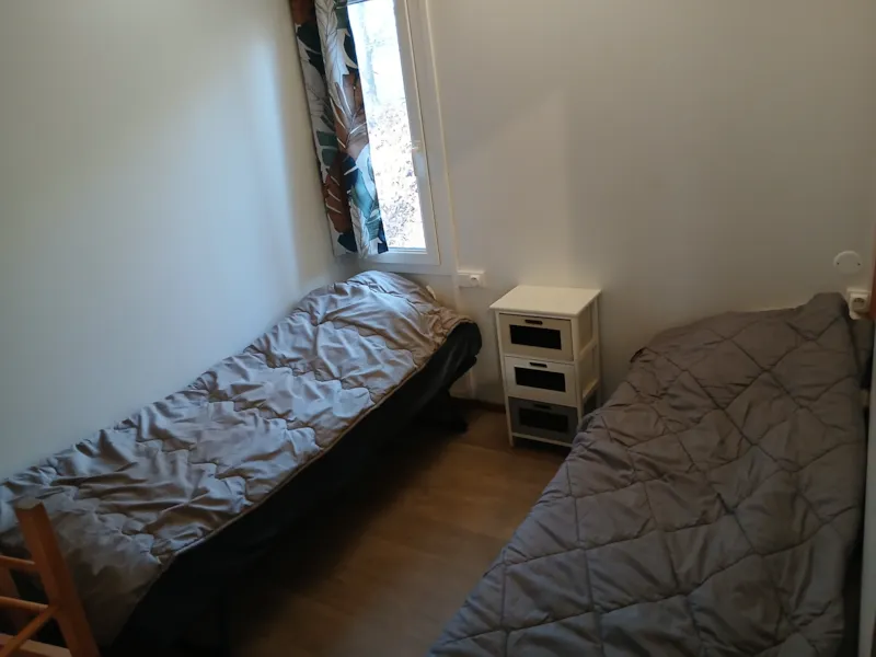 Chalet Standard 40M² - 2 Chambres + Tv + Terrasse Couverte - Clim