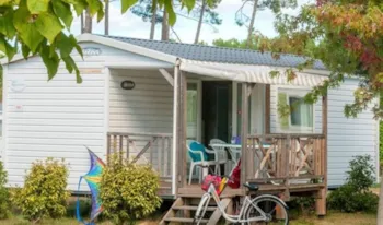 Mietunterkunft - Mobilheim Comfort - 24 M² - Tv - 2 Schlafzimmer - Erhöhte Terrasse - Camping Marvilla Parks - Le Castellas