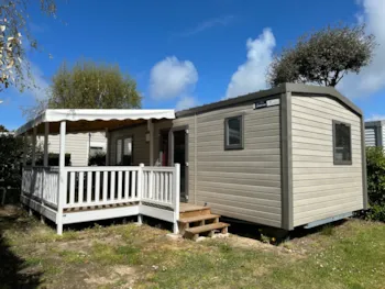 Mietunterkunft - Grand Confort 2 Schlafzimmer / 1 Badezimmer (Überdachte Terrasse) - Camping L'Abri des Pins