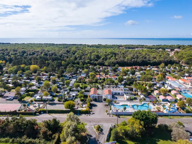 Camping L'Abri des Pins - image n°1 - Camping Direct