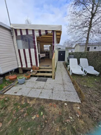 Mietunterkunft - Mobilheim 350 - 2 Schlafzimmer + Waschmaschine + Überdachte Terrasse - Prest'Holidays