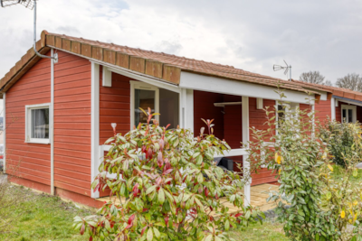 Wooden chalet — 2