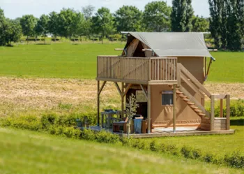 Mietunterkunft - Shimmer Glamping Lodge - ArdenParks Signy L'Abbaye