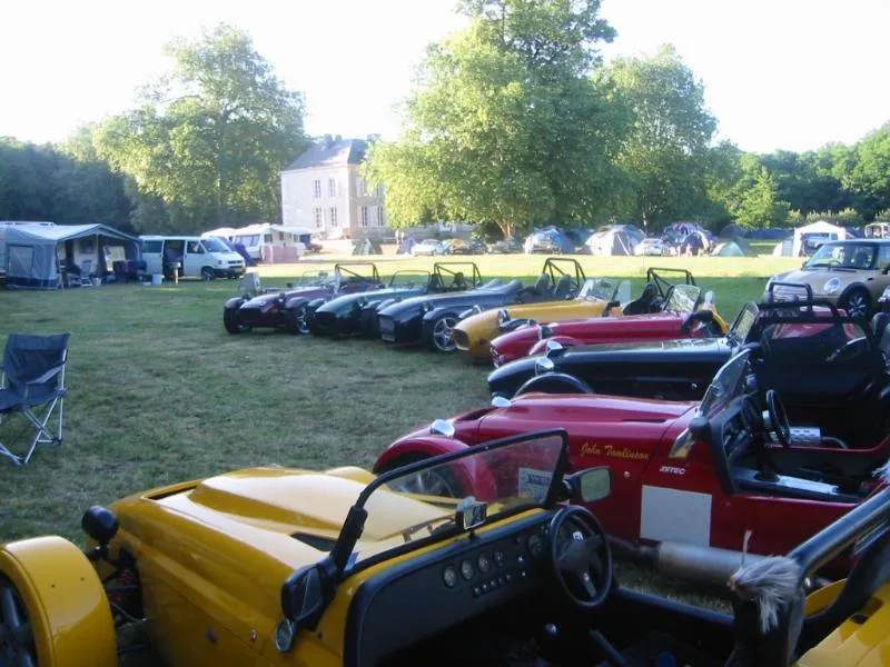 Castel Camping Château de Chanteloup