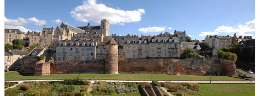 Castel Camping Château de Chanteloup