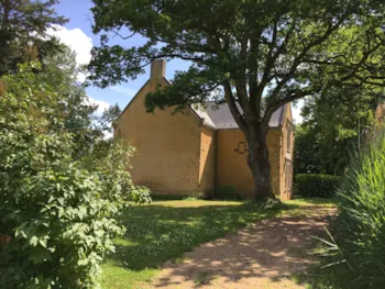 Mietunterkunft - Pension La Petite Orangerie - 2 Zimmer + 1 Badzimmer - Castel Camping Château de Chanteloup