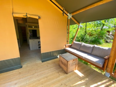 Uluru Lodge tent on stilts