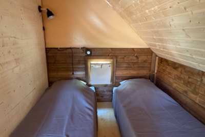 "Pilotis Pommier" Glamping