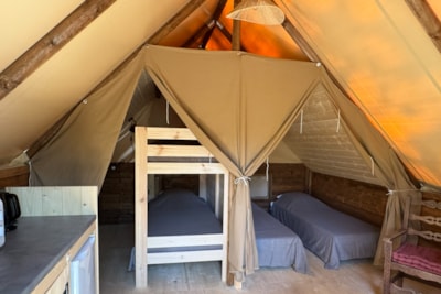 "Pilotis Pommier" Glamping