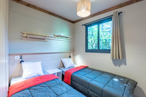 Location - Cottage Premium 3 Chambres - image n°8 - Camping Paradis Les Gorges du Haut Bugey