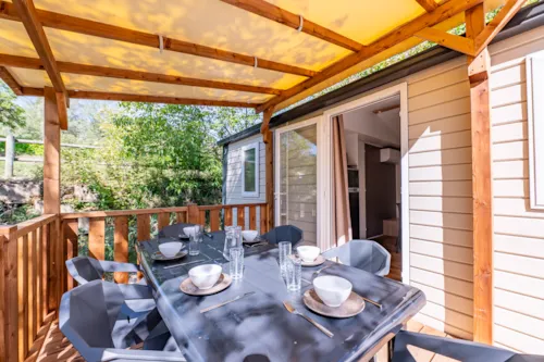 Location - Mobil-Home Confort+ 3 Chambres - image n°4 - Camping Paradis Les Gorges du Haut Bugey