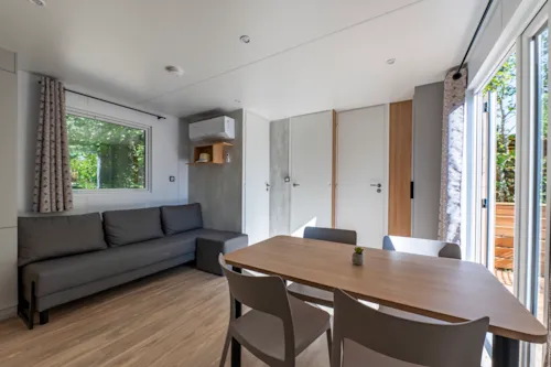 Location - Mobil-Home Premium 2 Chambres - image n°3 - Camping Paradis Les Gorges du Haut Bugey