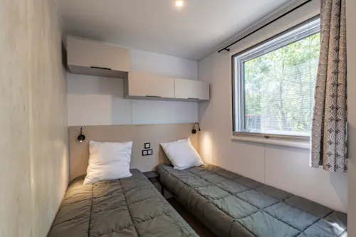 Location - Mobil-Home Premium 3 Chambres - image n°7 - Camping Paradis Les Gorges du Haut Bugey