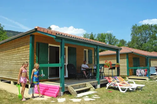 Location - Chalet Eco 2 Chambres - image n°1 - Camping Paradis Les Gorges du Haut Bugey