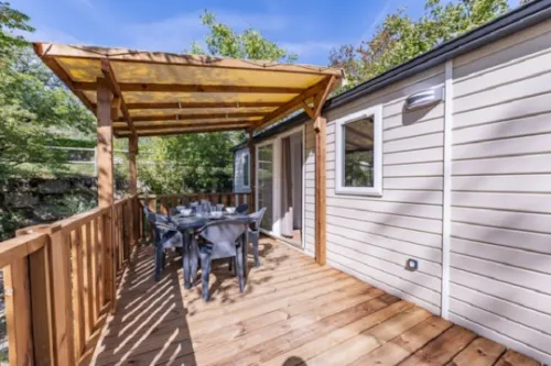 Location - Mobil-Home Confort+ 2 Chambres - image n°1 - Camping Paradis Les Gorges du Haut Bugey