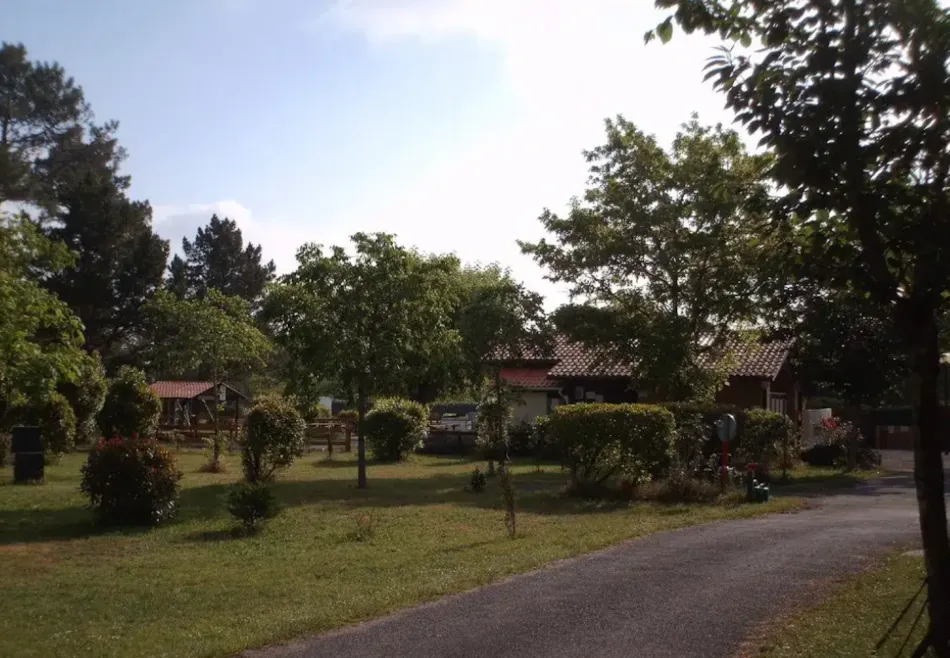 Camping Bel Air Village Le Lac de Cazaux