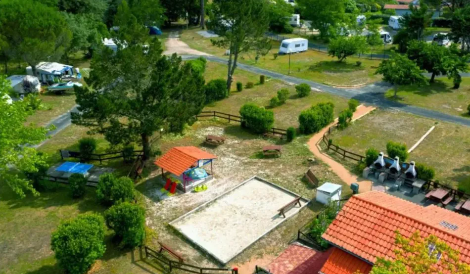 Camping Bel Air Village Le Lac de Cazaux