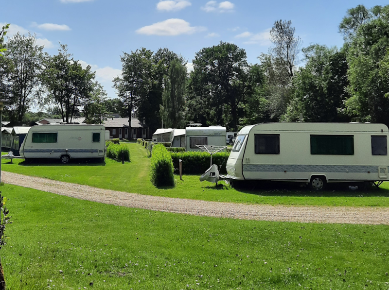 Emplacement pour tente, caravane ou camping-car -