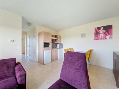 Studio Double bed