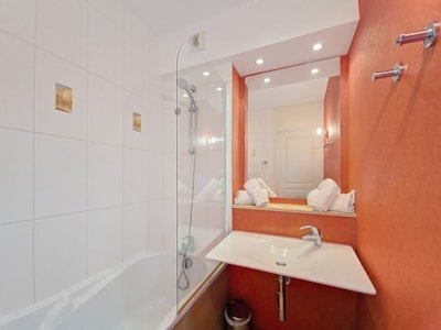 Studio Single Beds