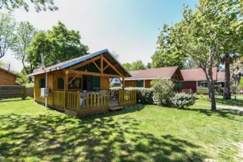 Mietunterkunft - Holtzchalet Zénith 22.5M² (Traditionelles Holz) Klimaanlage +  Plancha + Tv + Wlan - Camping Les Galets