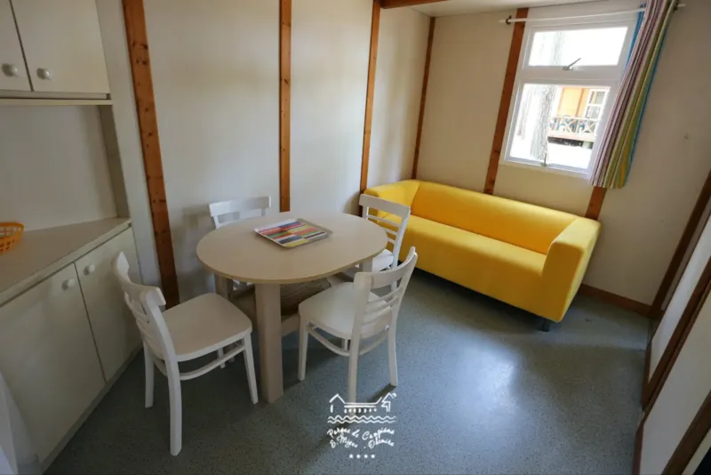 Bungalow Basic Couple