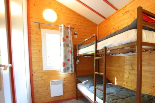 Huuraccommodatie(s) - 35M² Vakantiehuis Voor Grote Families, Grote Ruimte, Vaatwasser, Tv, 3 Slaapkamers - image n°6 - Domaine de l'Ecluse