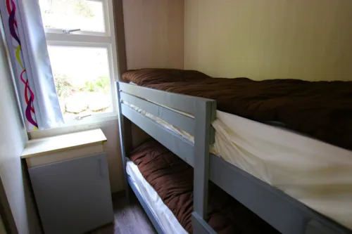 Location - Chalet Cottage 31M² / Spacieux, Calme, Dans La Pinède / 3 Chambres - image n°6 - Domaine de l'Ecluse