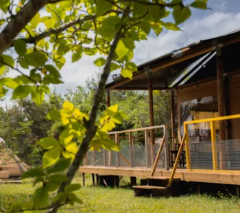 Mietunterkunft - Zelt Lodge Maasai Mara - 31 M² + 12.5 M² + Terrasse 23 M² - Glamping Le Camp