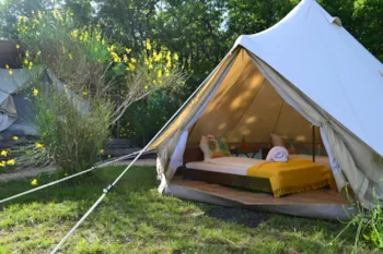Mietunterkunft - Lodge-Zelt Samburu - 31 M² + 12.5 M² + Terrasse 23 M² - Glamping Le Camp