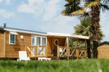 Mietunterkunft - Palm Beach Mobile Homes- 3 Bedrooms - 2 Shower Rooms - - Castel Camping Les Ormes, Domaine & Resort