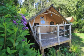 Mietunterkunft - Camping'hut 5 Pers. 2 Bedrooms 1 Shower Room - Castel Camping Les Ormes, Domaine & Resort
