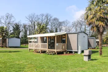 Mietunterkunft - Palm Beach Mobile Homes- 2 Bedrooms - 2 Shower Room - - Castel Camping Les Ormes, Domaine & Resort