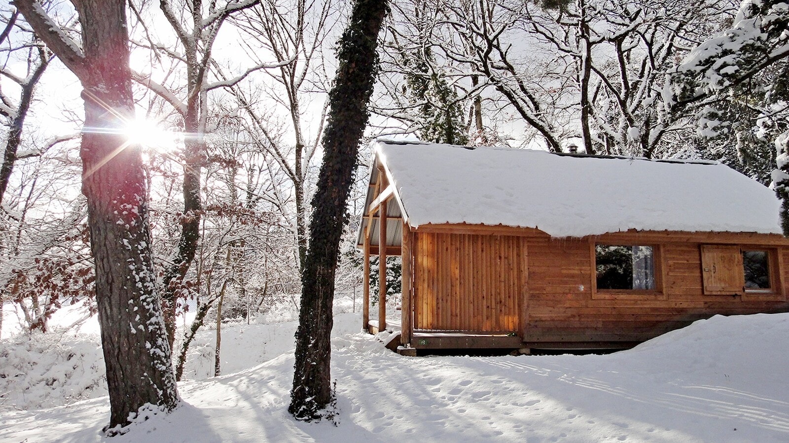 Huttopia Divonne Les Bains - Hiver — Photo 1