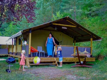 Mietunterkunft - Lodge Confort 35M² -2 Zimmer - Mit Badezimmer Und Pflegen + Terrasse - Flower Camping Le Val de la Marquise