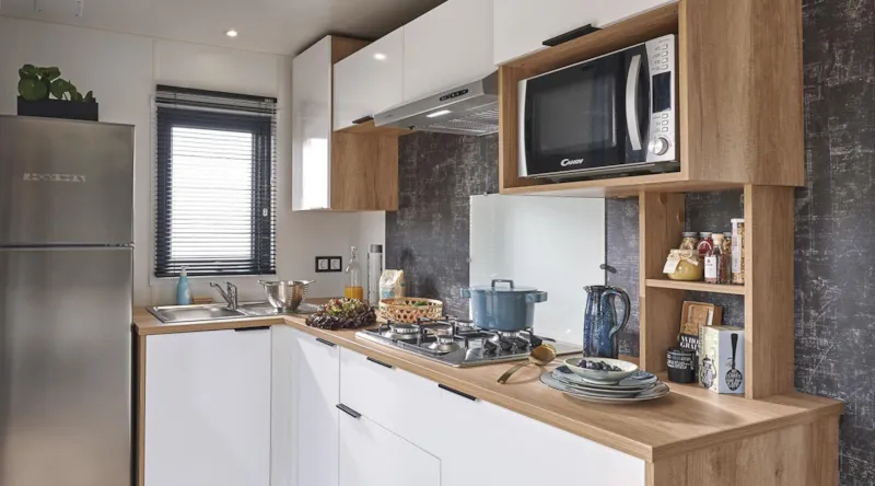 Mobil Home Premium 32M² - 2 Chambres  + Terrasse Semi-Couverte 17M² (Dimanche) +Tv