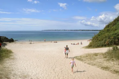 Camping Les Prés Verts Aux 4 Sardines - Bretagne