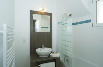 2-Bedroom Holiday Home Duplex — 9