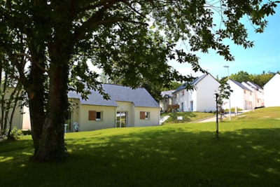 1-Bedroom Holiday Home Duplex with Cabin — 9