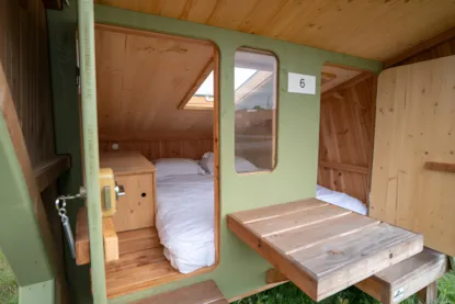 Cabanne Sauterelle - Accueil Lit Bébé Impossible- 1 Pièce